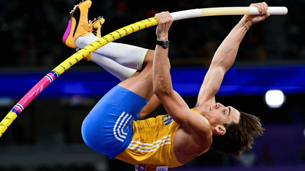 Duplantis bate el récord del mundo con un salto de 6,31 metros